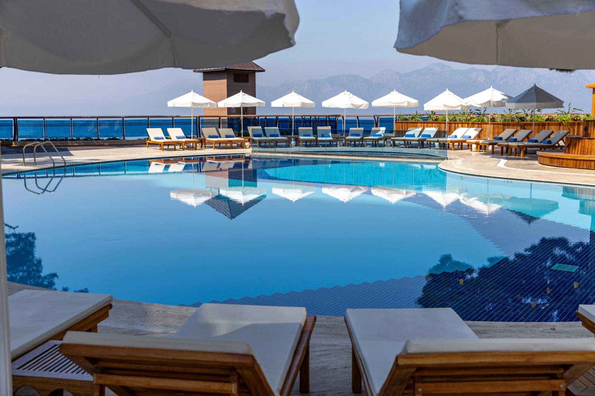 Delta Hotels By Marriott Antalya Lara - Adult Only エクステリア 写真